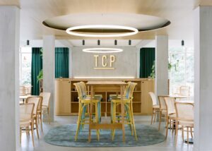 Aménagement de l'espace bar / restaurant du TCP (Tennis Club Parisien)