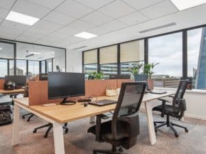 Réalisation TCE (Tous Corps d’Etat) - bureau de travail rangé